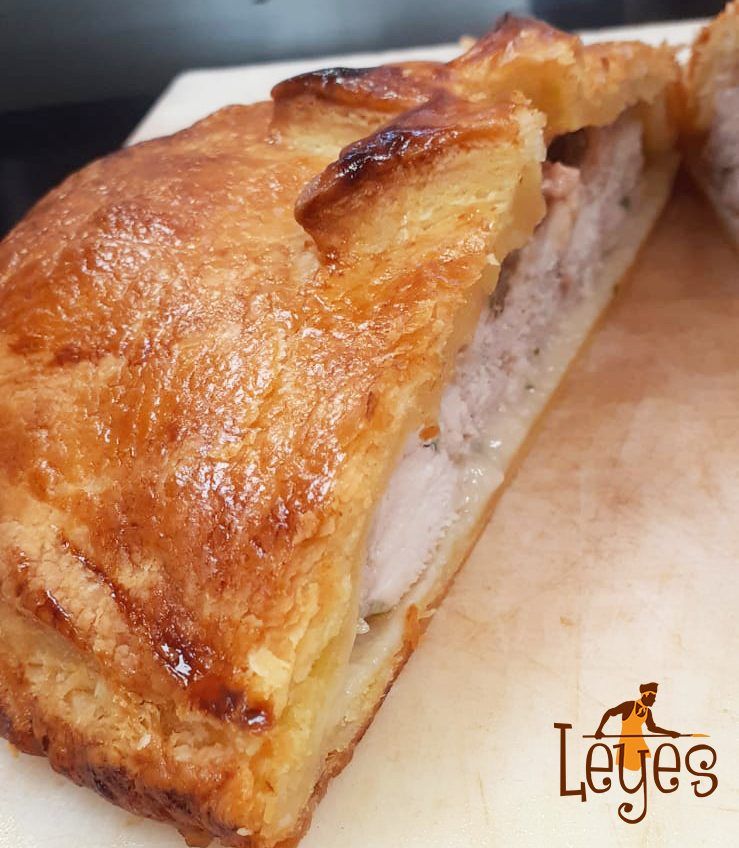 Tourte volaille, veau, foie gras et morilles