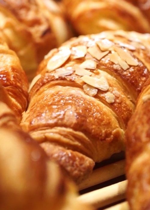 Croissants aux amandes